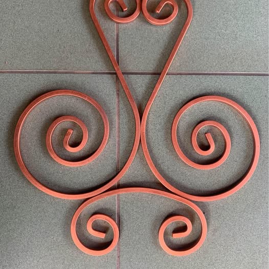 Máquina para colochos y trabajos decorativos
